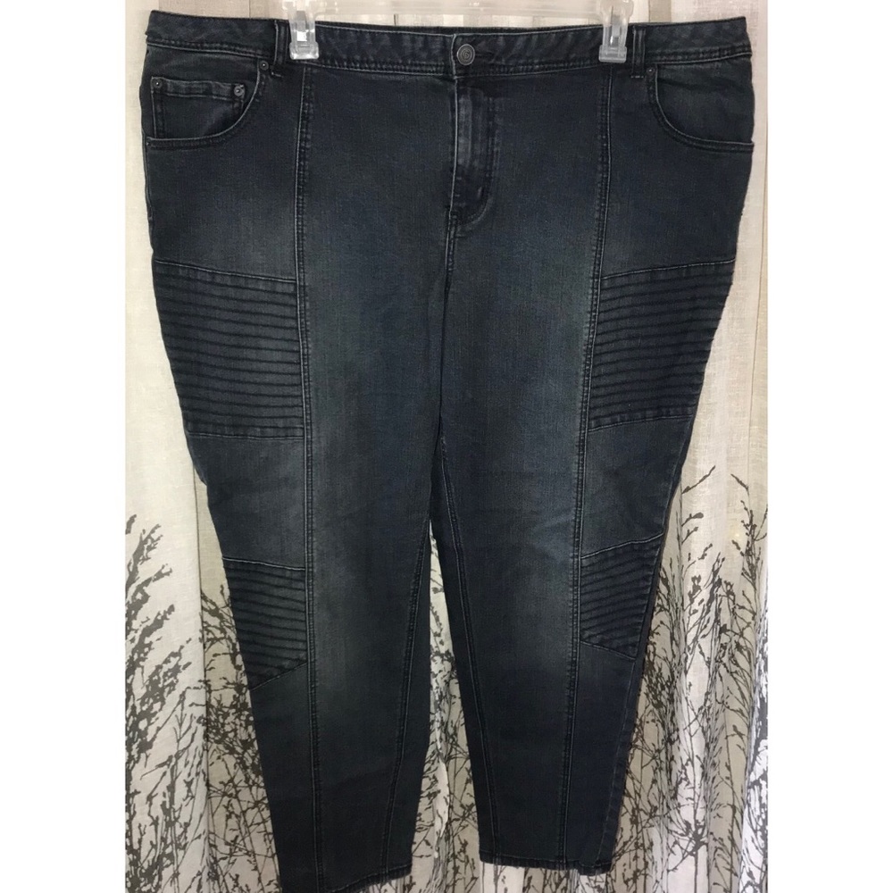Dark wash moto style skinny jeans